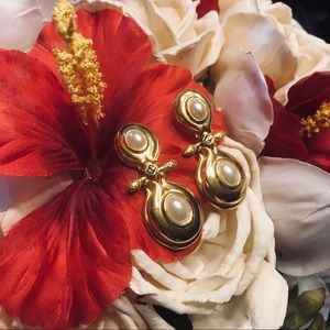 Vintage Fendi Gold Pearl Earrings